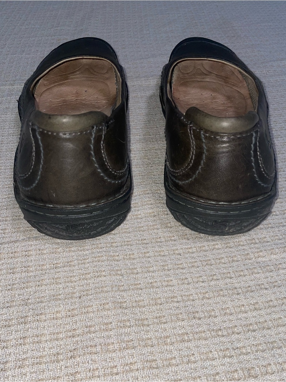 Keen Women's Olive Brown Slip-On Loafers - Picture 4 of 6